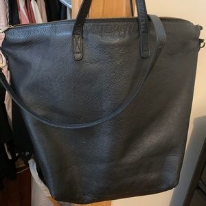 Cuyana Oversized Zipper Tote, Black